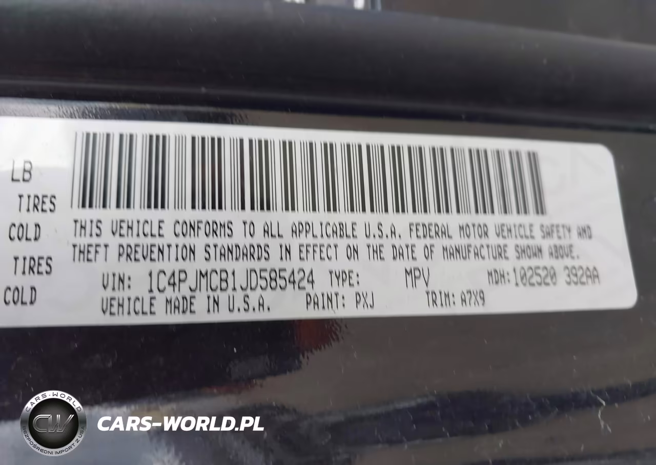 2018 Jeep Cherokee Latitude 4X4 VIN:1C4PJMCB1JD585424 - 9