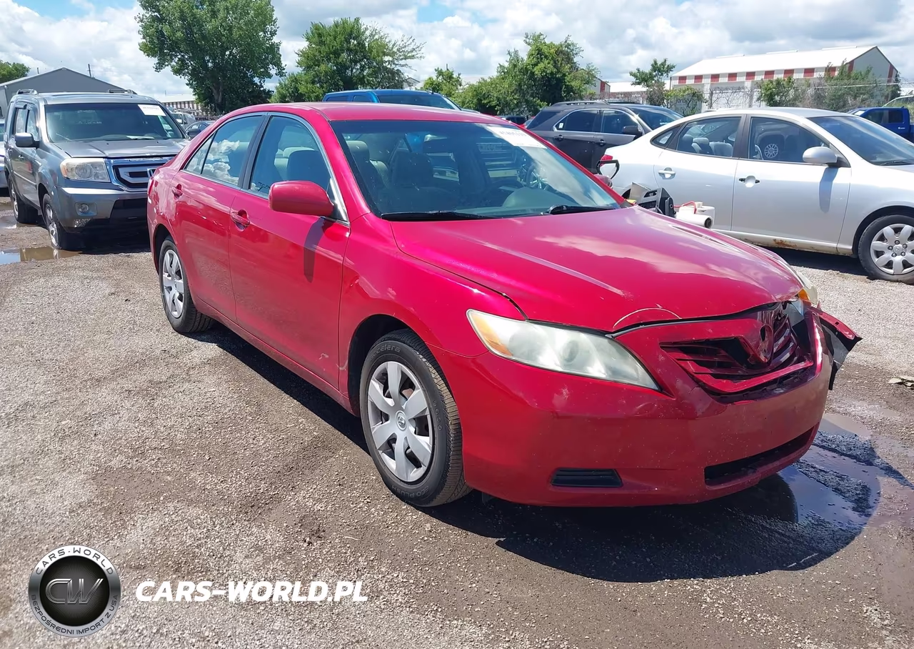 2009 Toyota Camry Le – zdjęcie 1 z 12