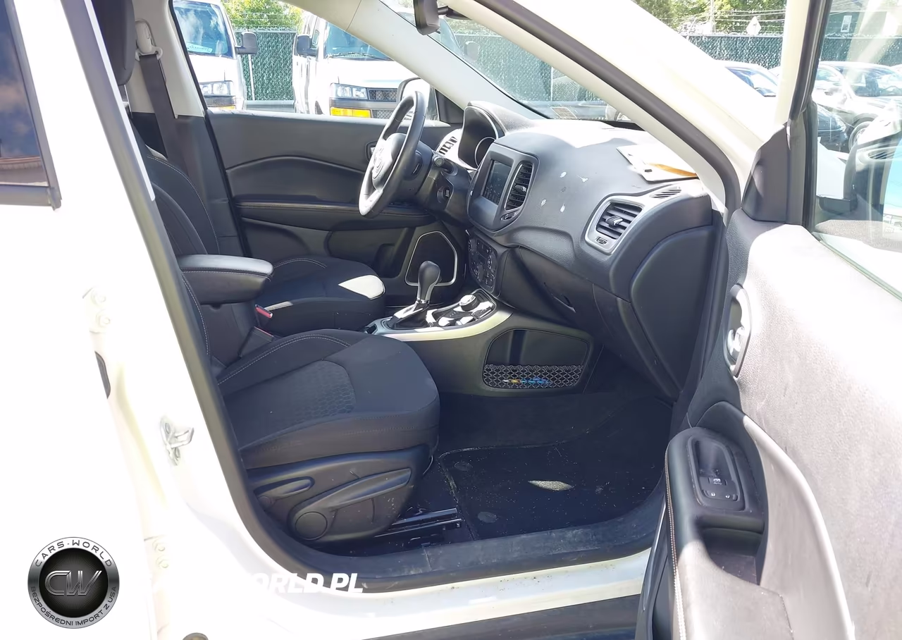 2019 Jeep Compass Sport 4X4 VIN:3C4NJDAB8KT619591 - 5