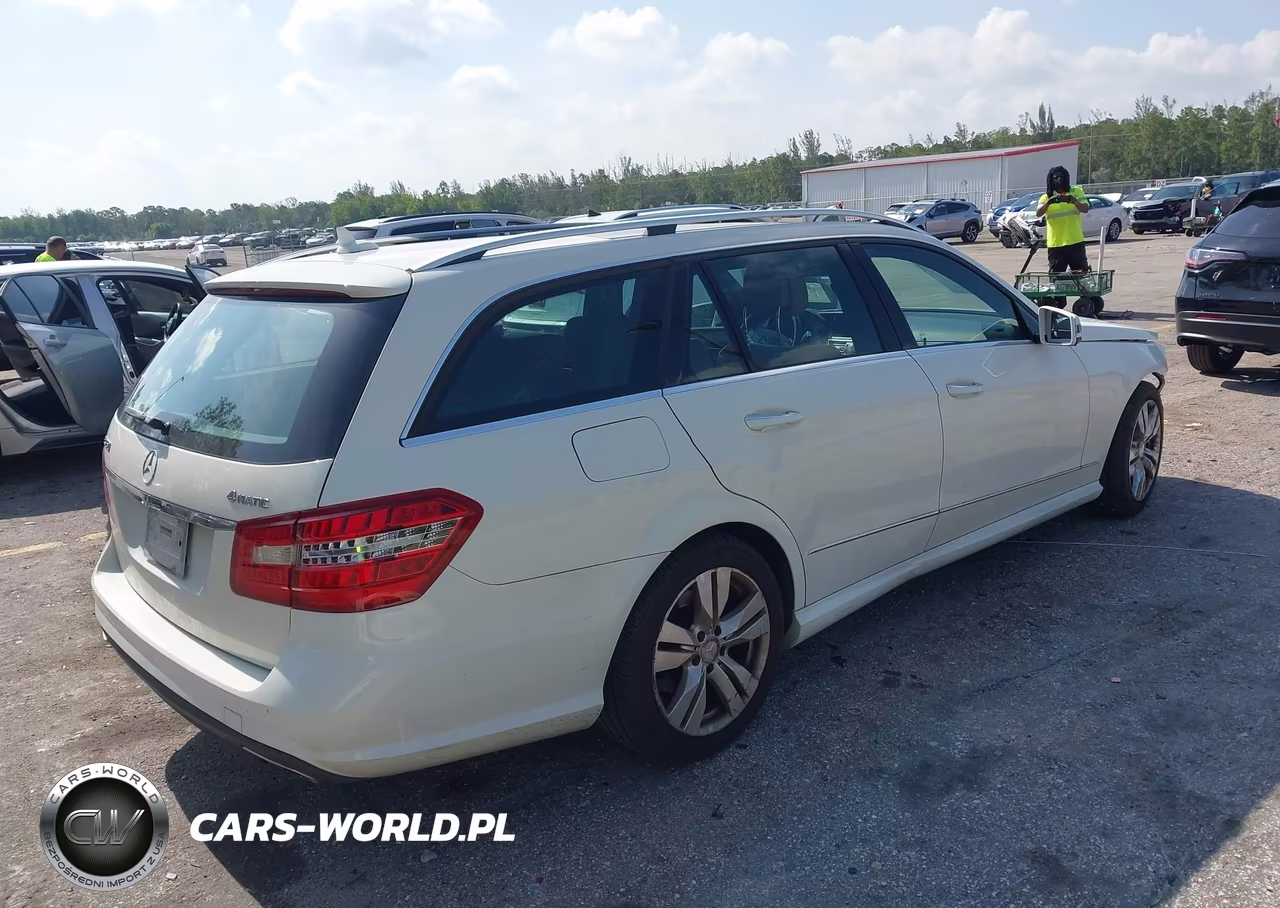 2011 Mercedes-Benz E 350 4Matic VIN:WDDHH8HB1BA275170 - 4