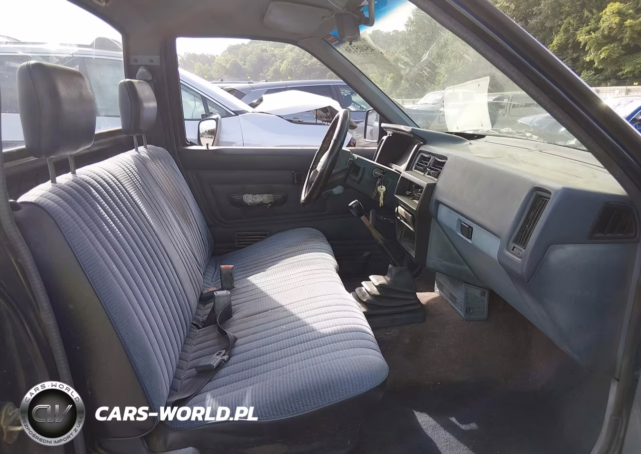 1991 Nissan Truck Short Wheelbase VIN:1N6SD11S1MC425747 - 5