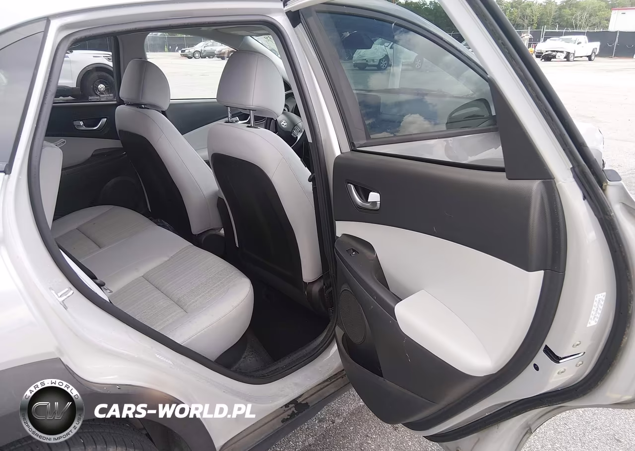 2022 Hyundai Kona Sel VIN:KM8K32AB6NU793943 - 8