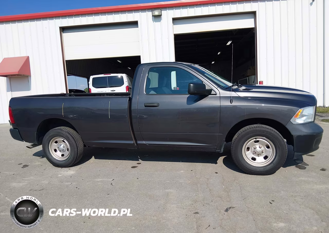 2019 Ram 1500 Classic Tradesman 4X2 8' Box VIN:3C6JR6DG8KG503995 - 13