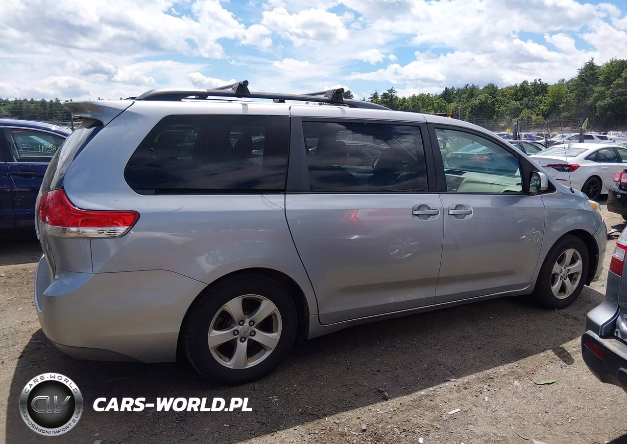 2012 Toyota Sienna Le V6 8 Passenger VIN:5TDKK3DC8CS235367 - 13