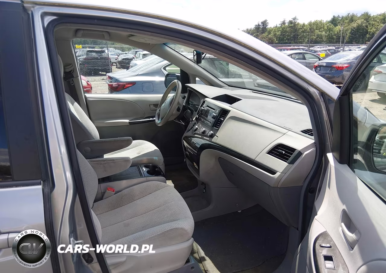 2012 Toyota Sienna Le V6 8 Passenger VIN:5TDKK3DC8CS235367 - 5