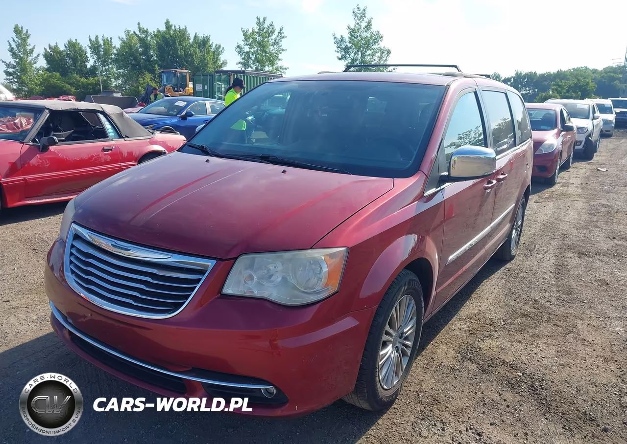 2013 Chrysler Town & Country Touring-L VIN:2C4RC1CG1DR647080 - 6