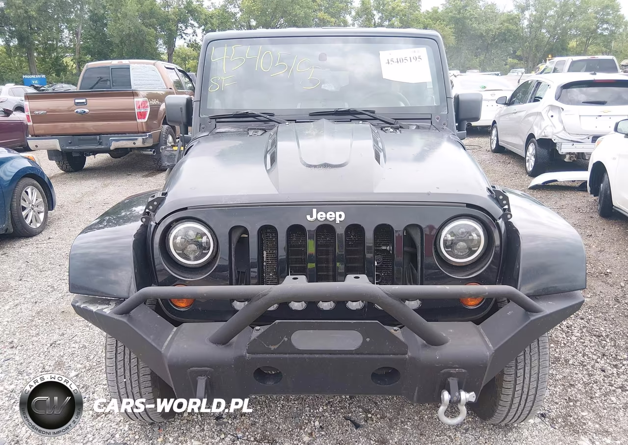 2010 Jeep Wrangler Unlimited Sahara VIN:1J4BA5H16AL207843 - 12