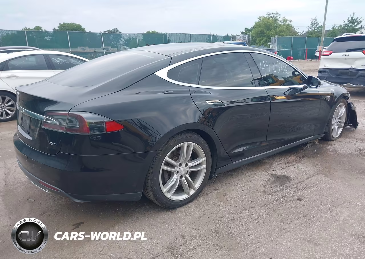 2015 Tesla Model S 70D-85D-P85D VIN:5YJSA1E28FF103716 - 4