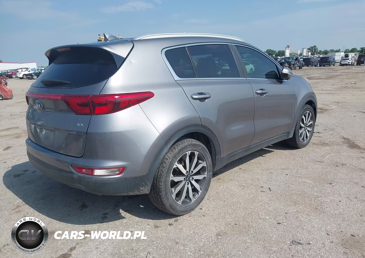2018 Kia Sportage Ex VIN:KNDPN3ACXJ7396800 - 4