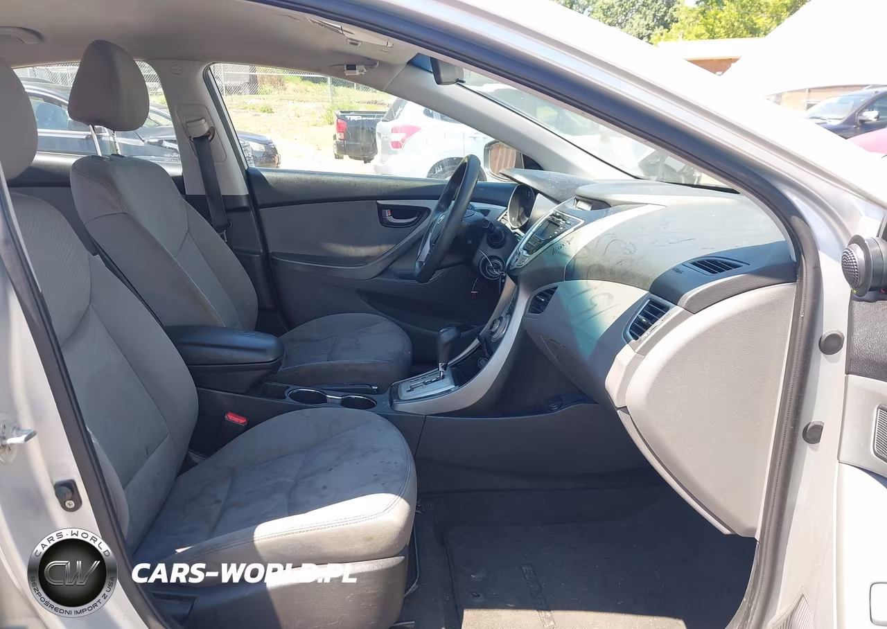 2012 Hyundai Elantra Gls VIN:5NPDH4AE0CH064655 - 5