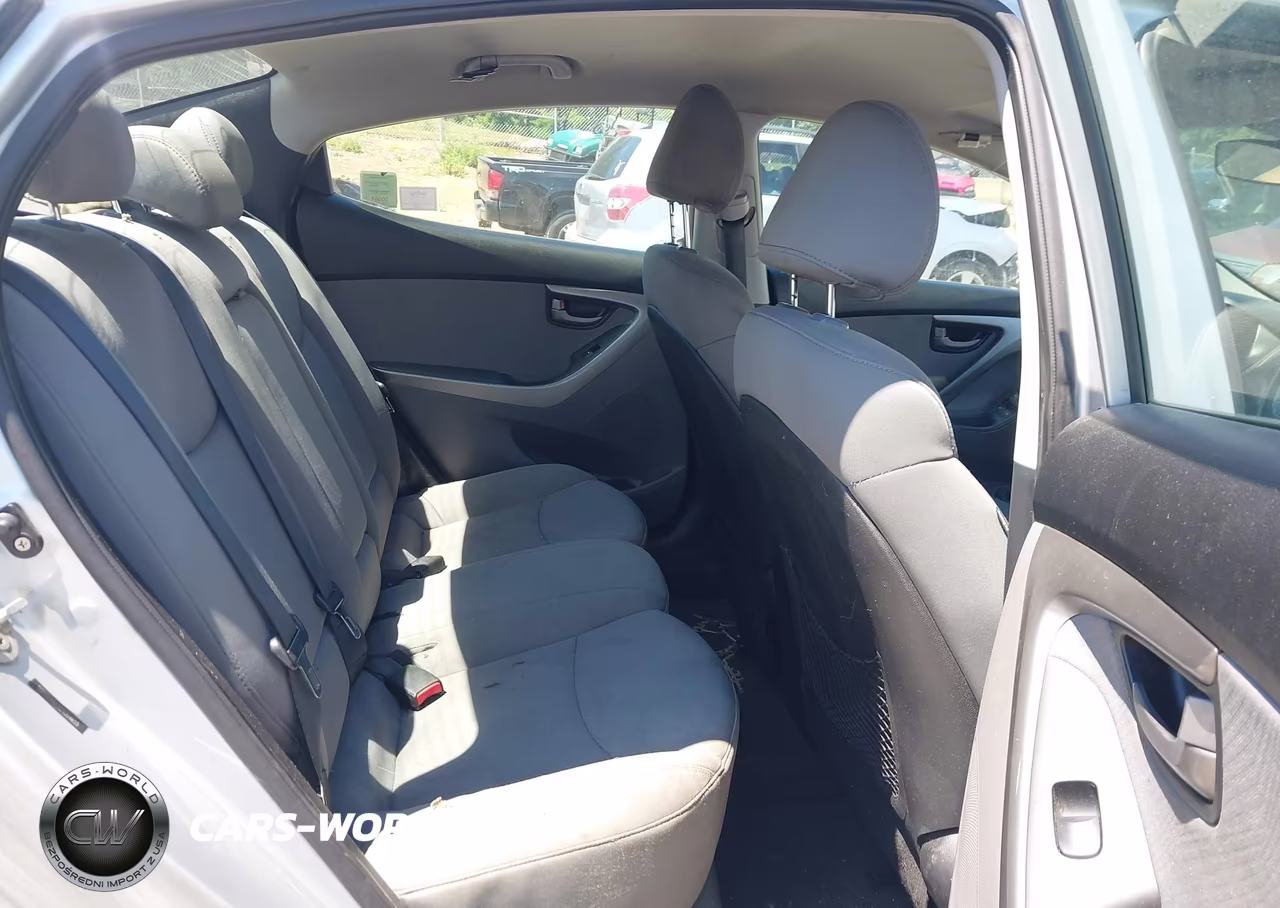 2012 Hyundai Elantra Gls VIN:5NPDH4AE0CH064655 - 8