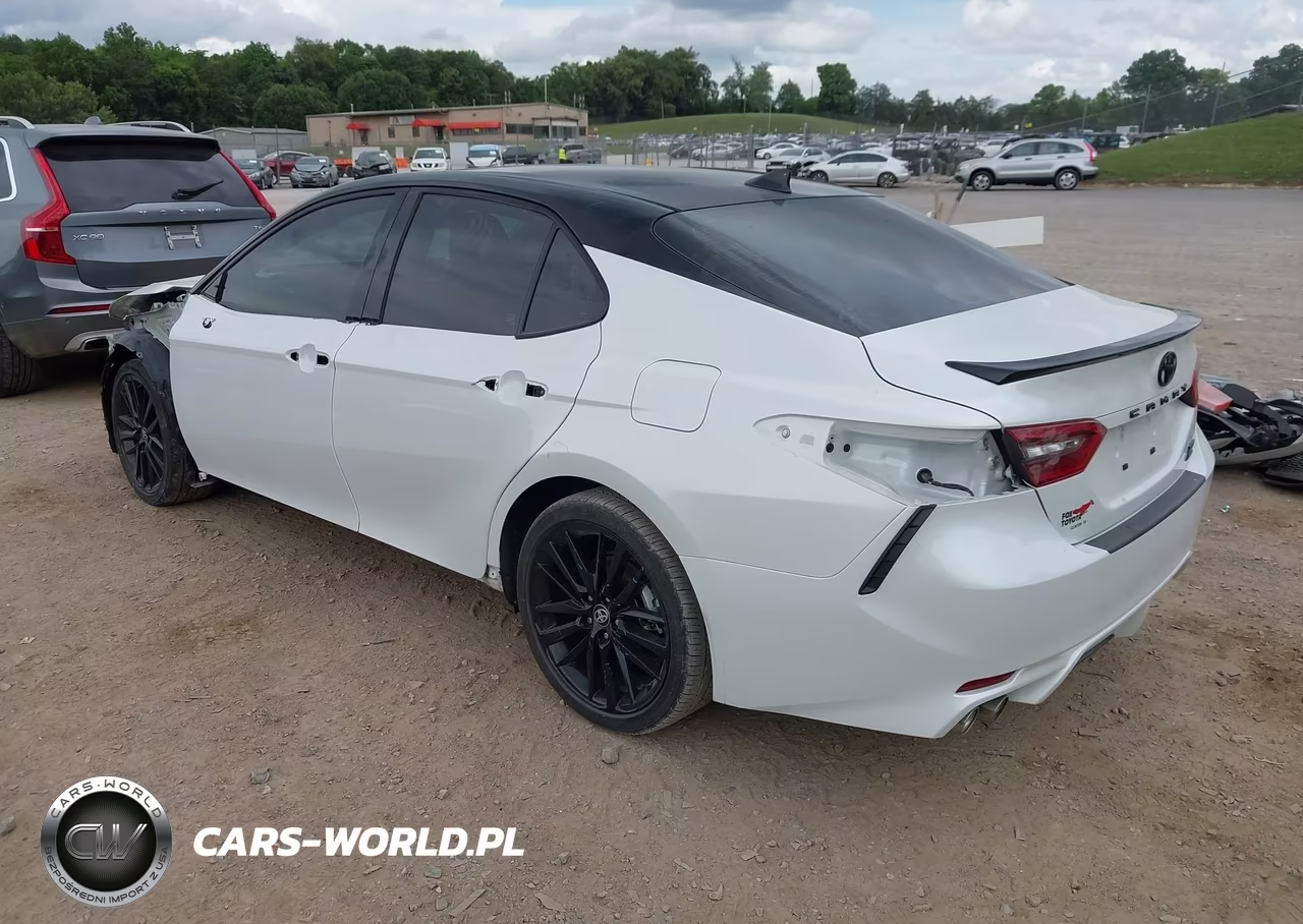 2024 Toyota Camry Xse VIN:4T1K61BKXRU125391 - 3