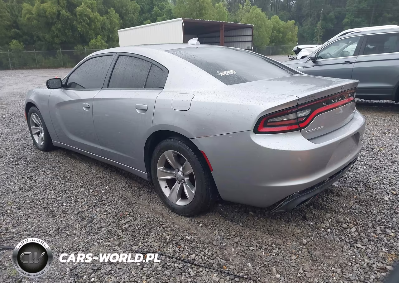 2016 Dodge Charger Sxt VIN:2C3CDXHGXGH286039 - 3