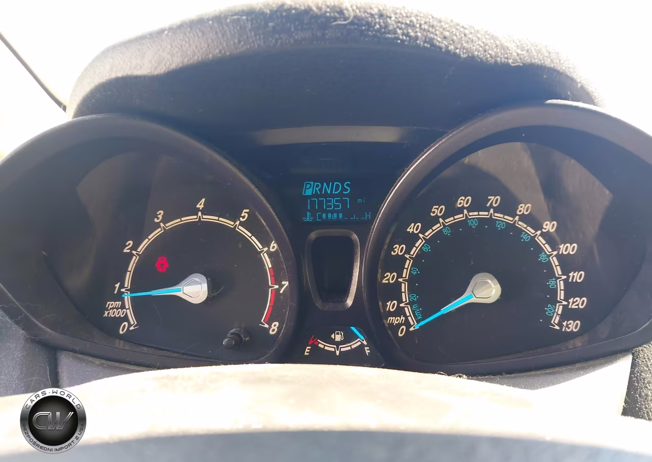 2015 Ford Fiesta S VIN:3FADP4AJ6FM157457 - 12