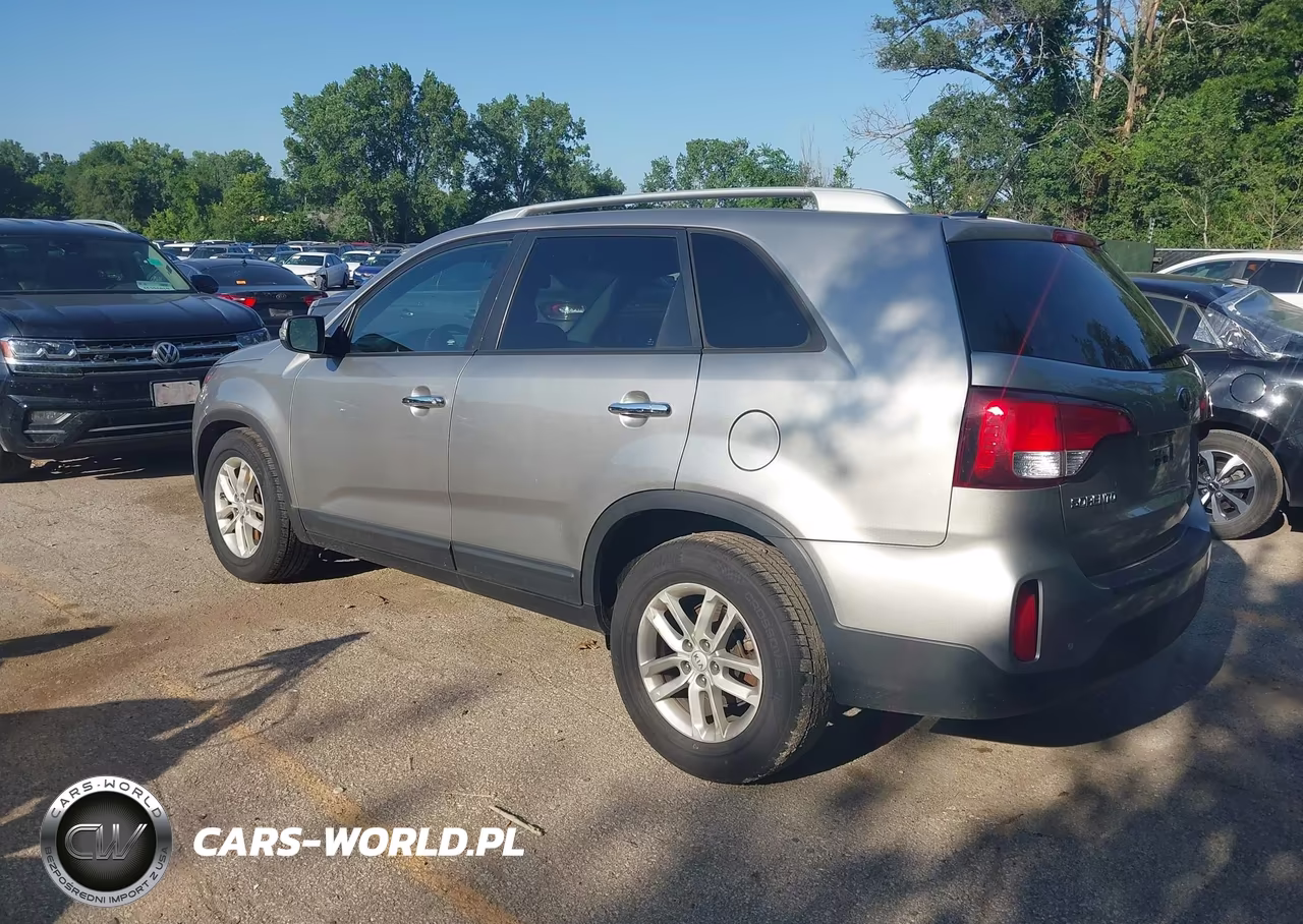 2014 Kia Sorento Lx VIN:5XYKT4A60EG459833 - 3