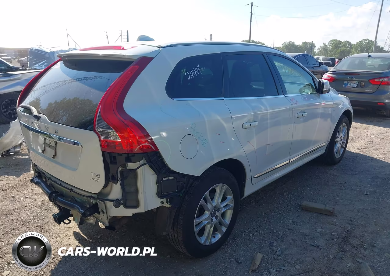 2015 Volvo Xc60 T5 Platinum VIN:YV4612RM1F2724458 - 4