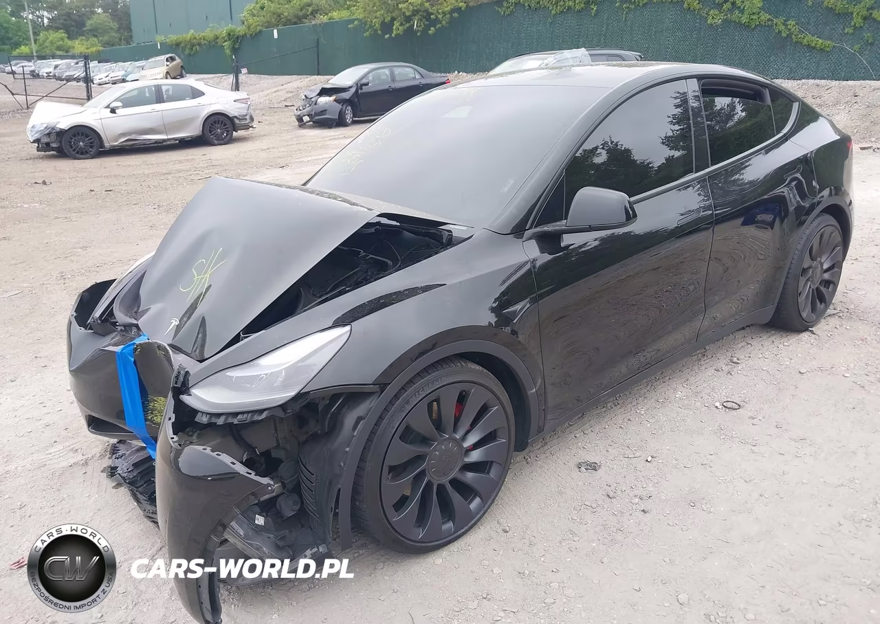 2024 Tesla Model Y Performance Dual Motor All-Wheel Drive VIN:7SAYGDEF8RF043182 - 2