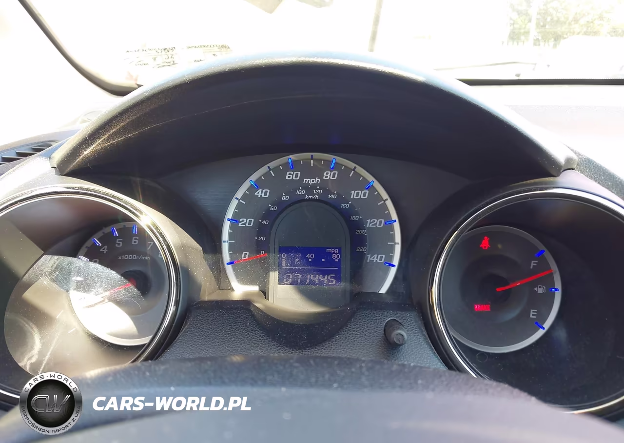 2012 Honda Fit Sport VIN:JHMGE8G50CC010724 - 7