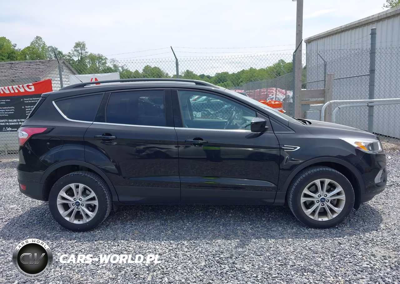 2018 Ford Escape Se VIN:1FMCU9GD6JUD08794 - 13