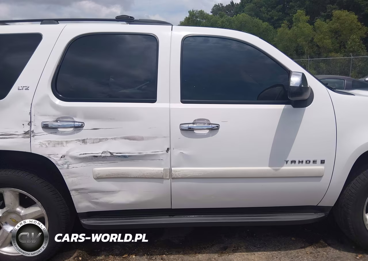 2007 Chevrolet Tahoe Ltz VIN:1GNFC13J87R346032 - 13