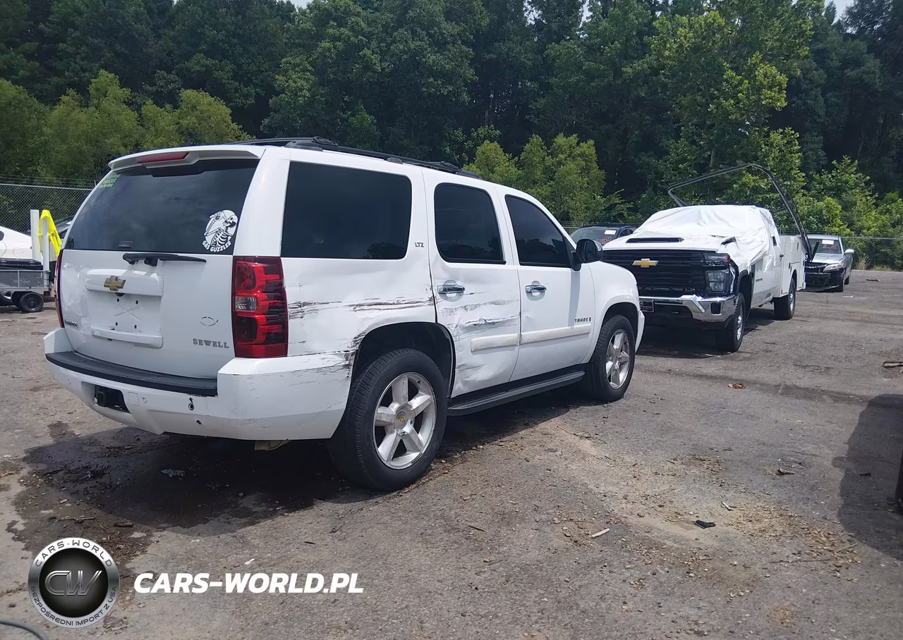 2007 Chevrolet Tahoe Ltz VIN:1GNFC13J87R346032 - 4