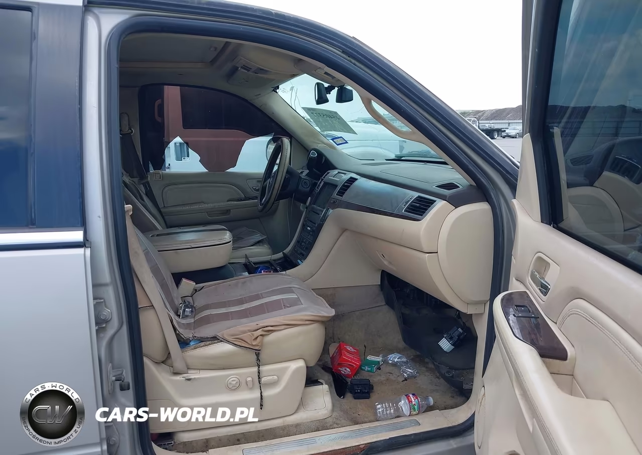 2007 Cadillac Escalade VIN:1GYFK63827R299922 - 5