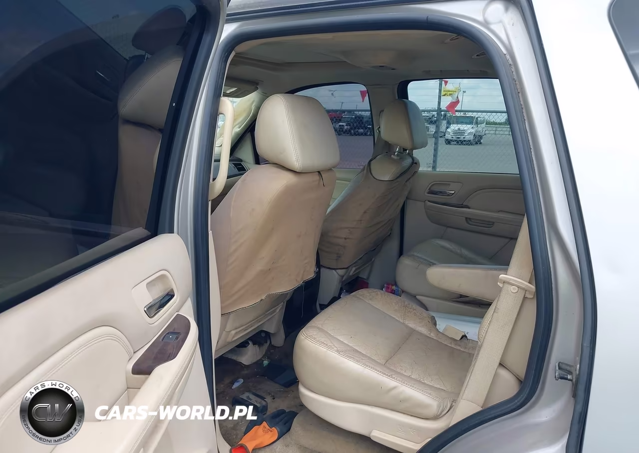 2007 Cadillac Escalade VIN:1GYFK63827R299922 - 8