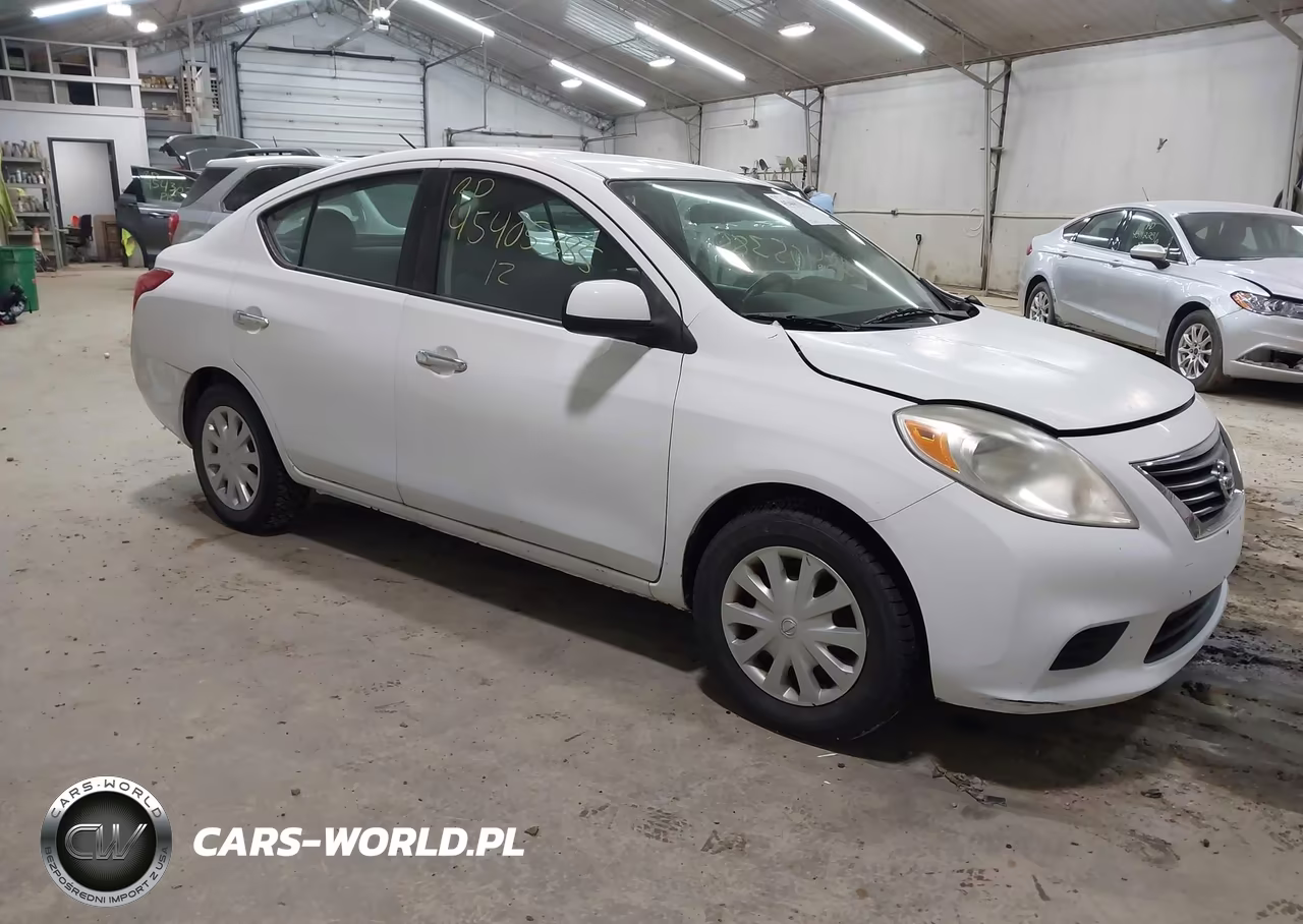 2012 Nissan Versa 1.6 Sv – zdjęcie 1 z 11