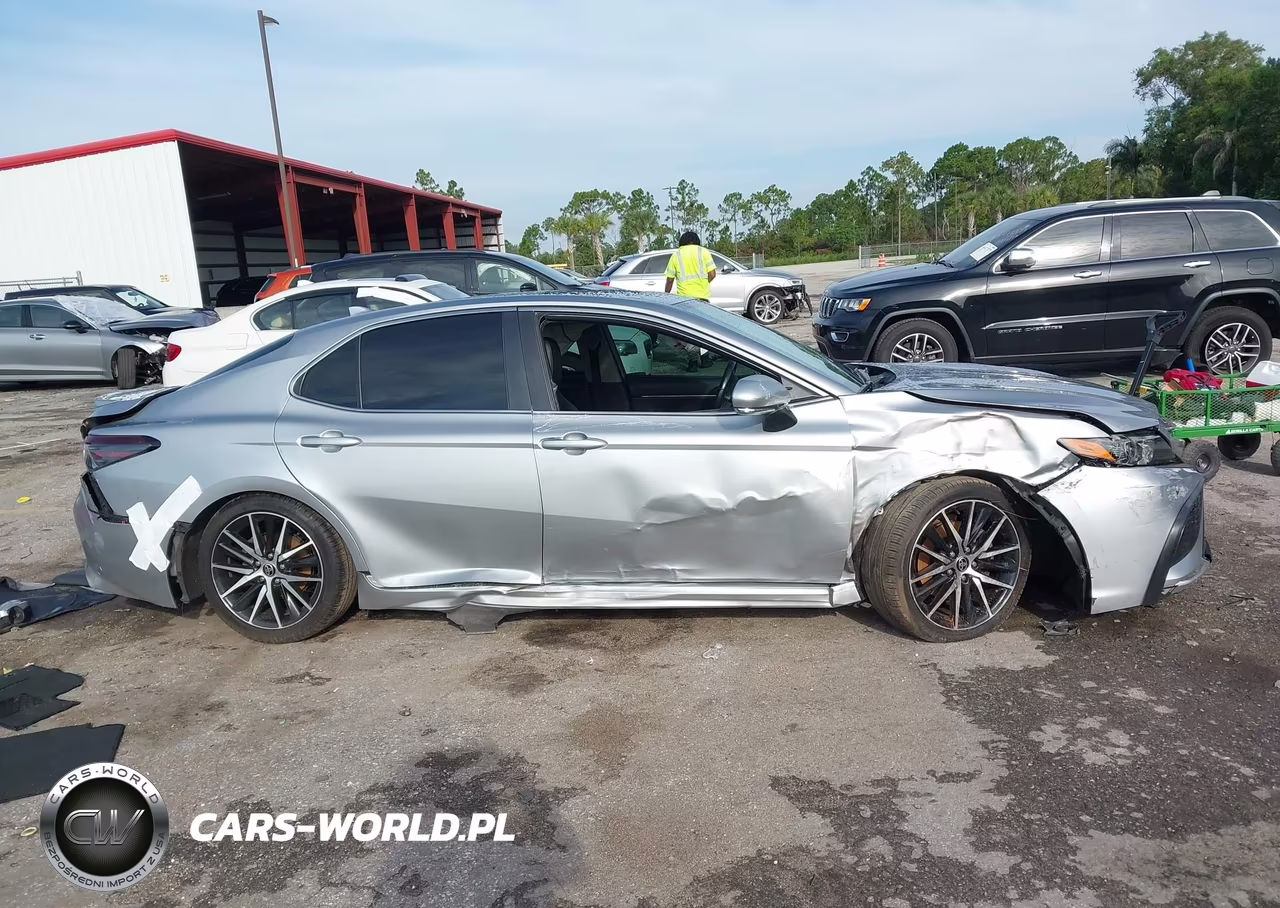 2022 Toyota Camry Se VIN:4T1T11AK7NU621375 - 14