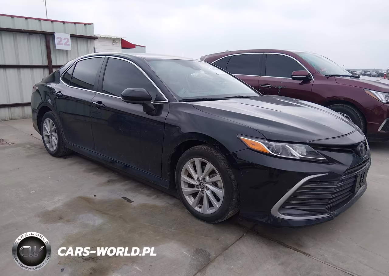 2023 Toyota Camry Le – zdjęcie 1 z 19
