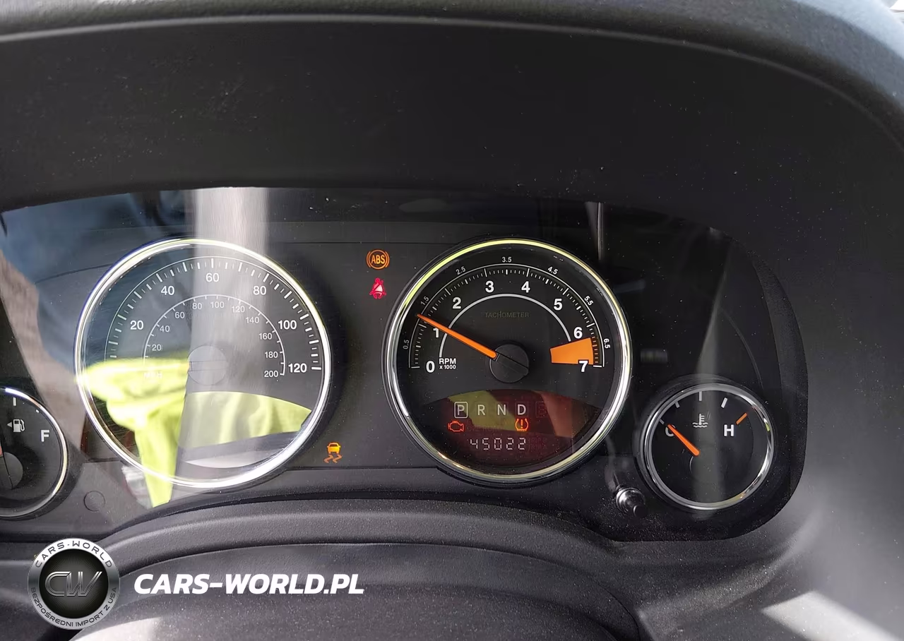 2015 Jeep Compass Latitude VIN:1C4NJDEB8FD258031 - 7
