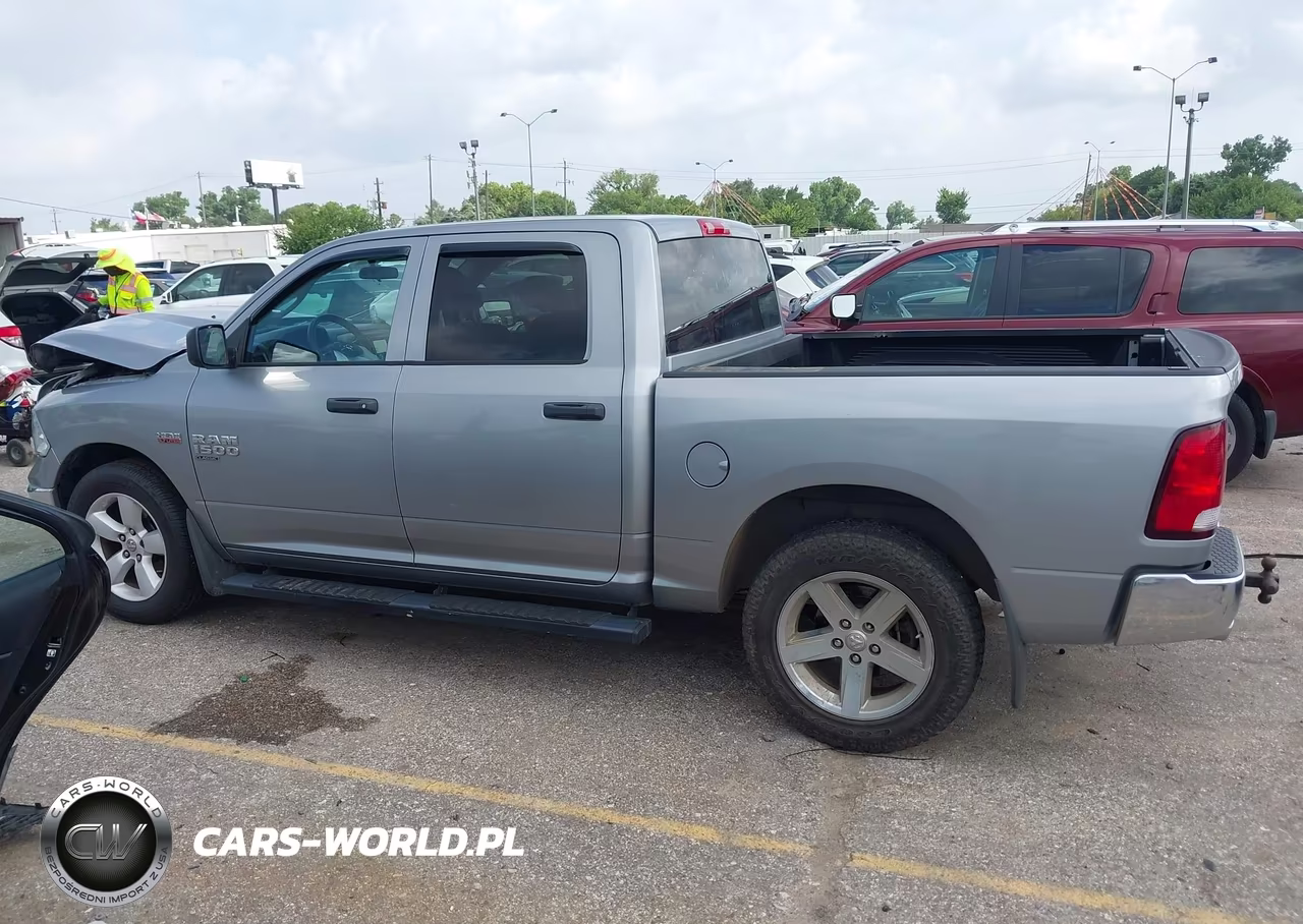 2020 Ram 1500 Classic Tradesman 4X2 5'7 Box VIN:3C6RR6KT9LG223507 - 14