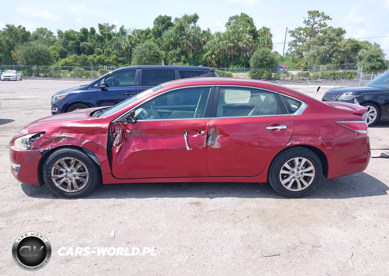 2014 Nissan Altima 2.5 S VIN:1N4AL3AP4EC173458 - 14