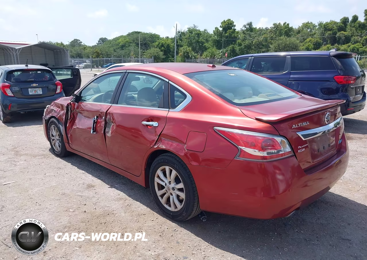 2014 Nissan Altima 2.5 S VIN:1N4AL3AP4EC173458 - 3