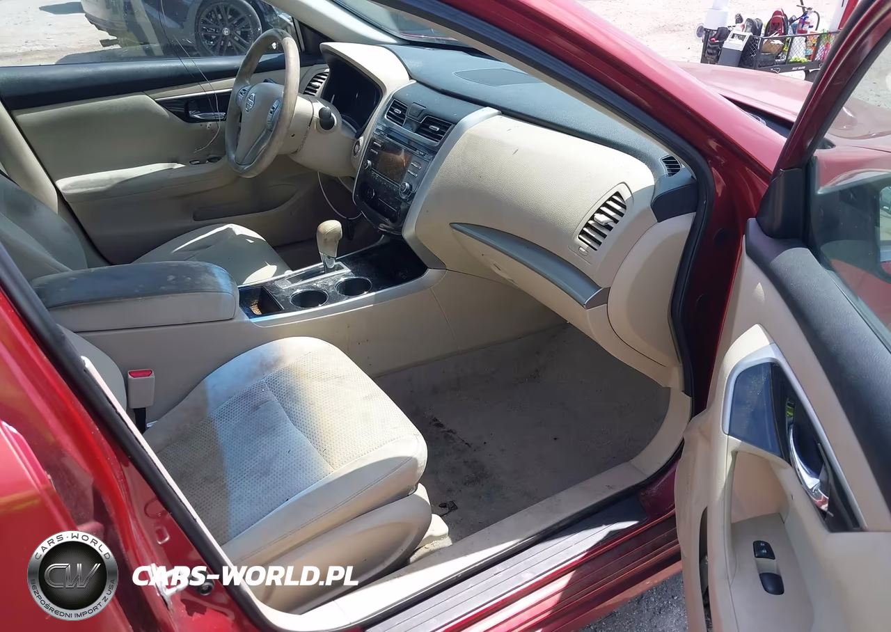 2014 Nissan Altima 2.5 S VIN:1N4AL3AP4EC173458 - 5