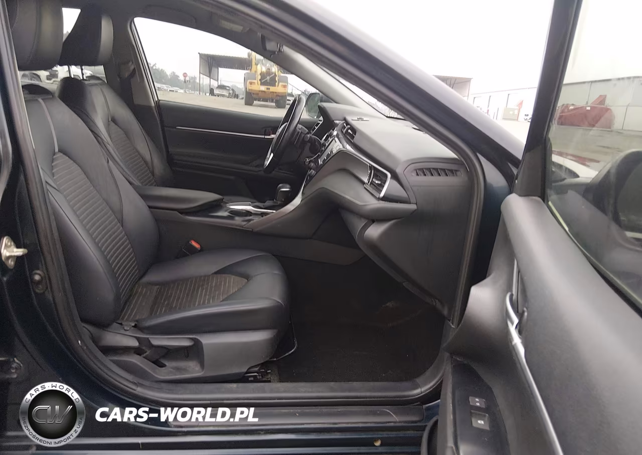2020 Toyota Camry Se VIN:4T1G11AK3LU877219 - 5