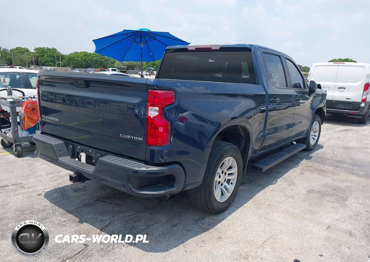 2022 Chevrolet Silverado 1500 2Wd Short Bed Custom VIN:3GCPABEK6NG585798 - 4