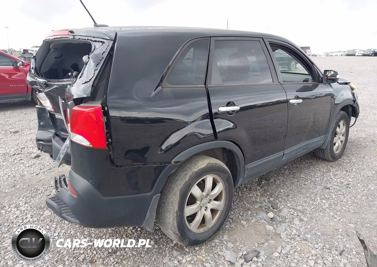 2012 Kia Sorento Lx VIN:5XYKT4A11CG216999 - 4
