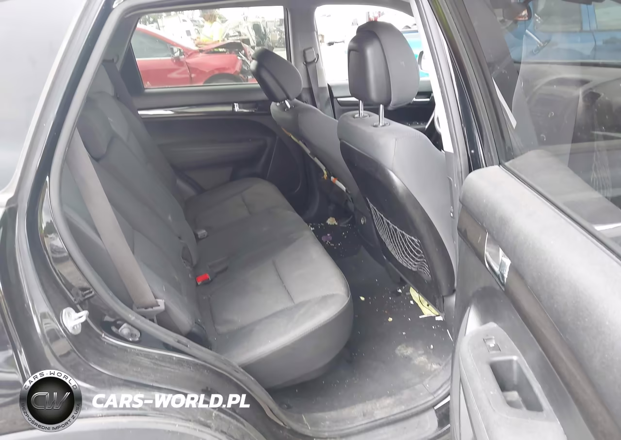2012 Kia Sorento Lx VIN:5XYKT4A11CG216999 - 8