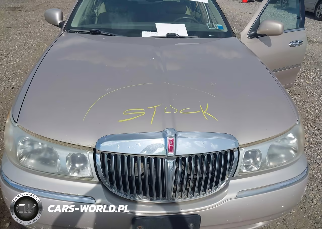 1998 Lincoln Town Car Executive VIN:1LNFM81WXWY727670 - 10