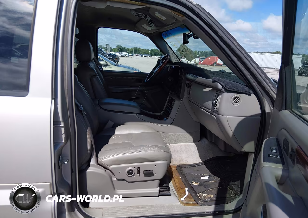 2006 Cadillac Escalade Standard VIN:1GYEC63N66R117572 - 5
