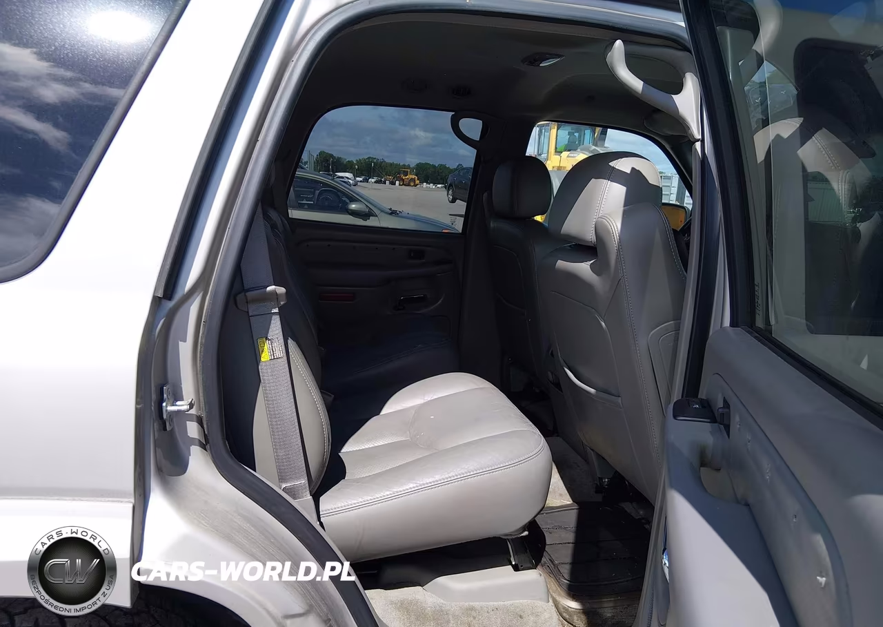 2006 Cadillac Escalade Standard VIN:1GYEC63N66R117572 - 8