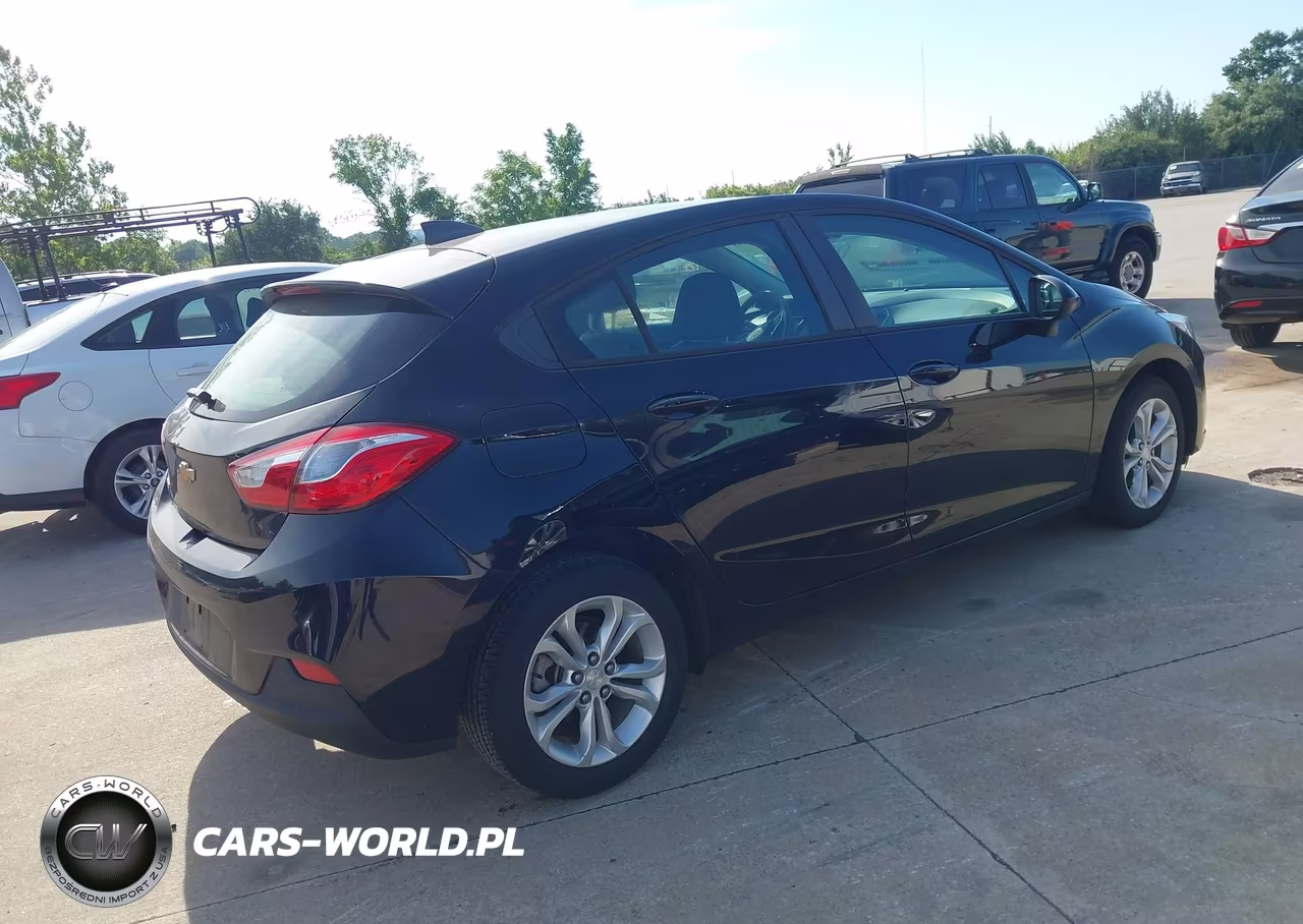 2019 Chevrolet Cruze Ls VIN:3G1BC6SM2KS565714 - 4