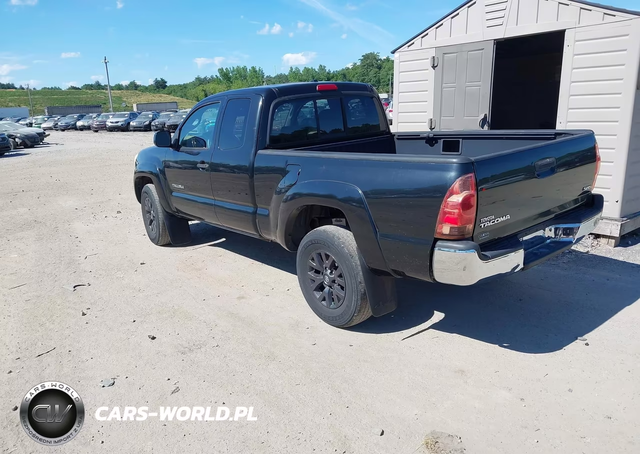 2010 Toyota Tacoma VIN:5TEUX4EN9AZ738406 - 3