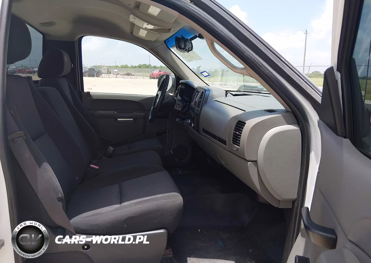 2011 Chevrolet Silverado 1500 Work Truck VIN:1GCNCPEX9BZ382314 - 5