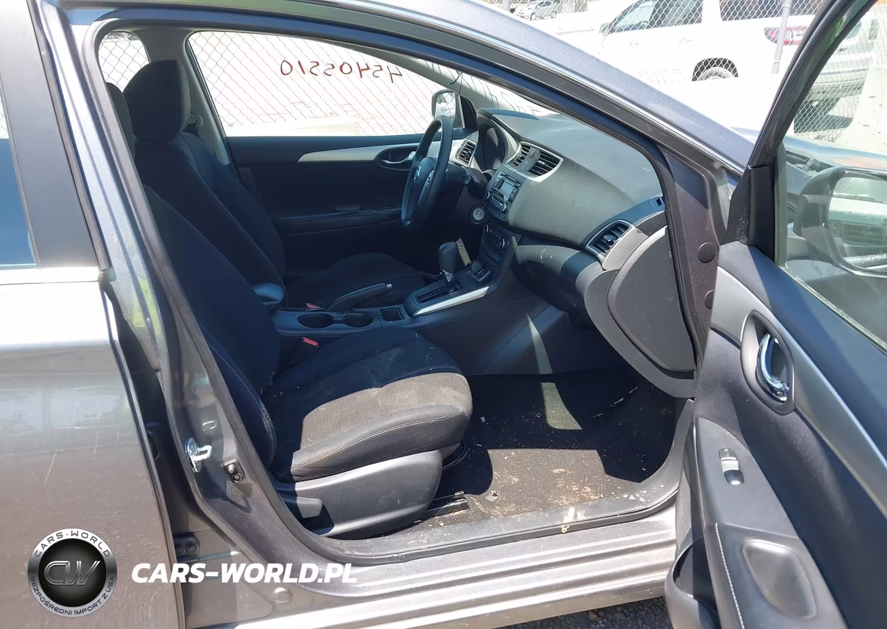 2016 Nissan Sentra S VIN:3N1AB7AP7GY230379 - 5