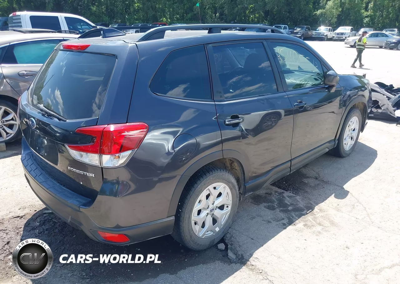 2019 Subaru Forester VIN:JF2SKACC8KH401929 - 4