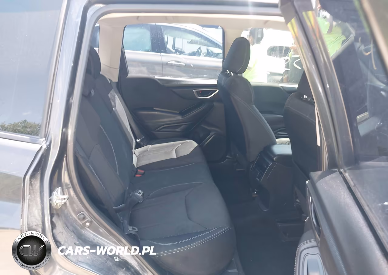 2019 Subaru Forester VIN:JF2SKACC8KH401929 - 8