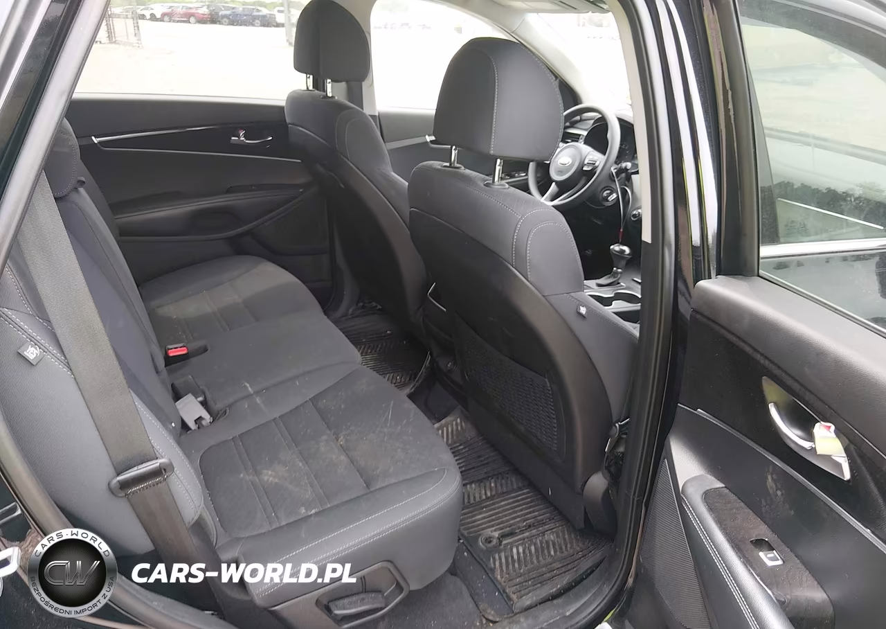 2018 Kia Sorento 2.4L L VIN:5XYPG4A37JG339151 - 8