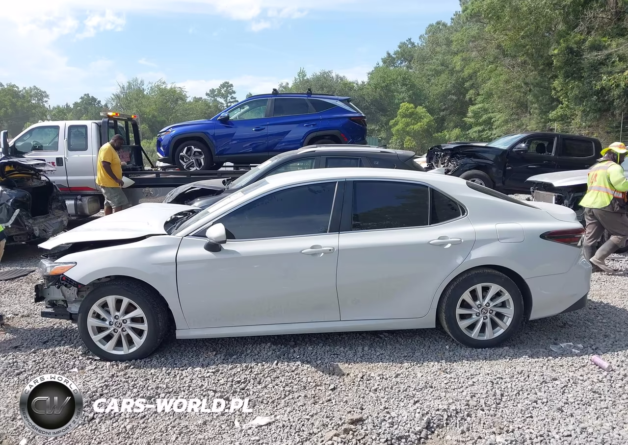 2024 Toyota Camry Le VIN:4T1C11AK6RU197063 - 14